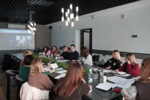 Ужгородська громада обговорює реалізацію державної політики підтримки дітей та сімей