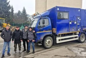 Допомога столиці: Ужгородський водоканал відправив бригаду на відновлення київських мереж