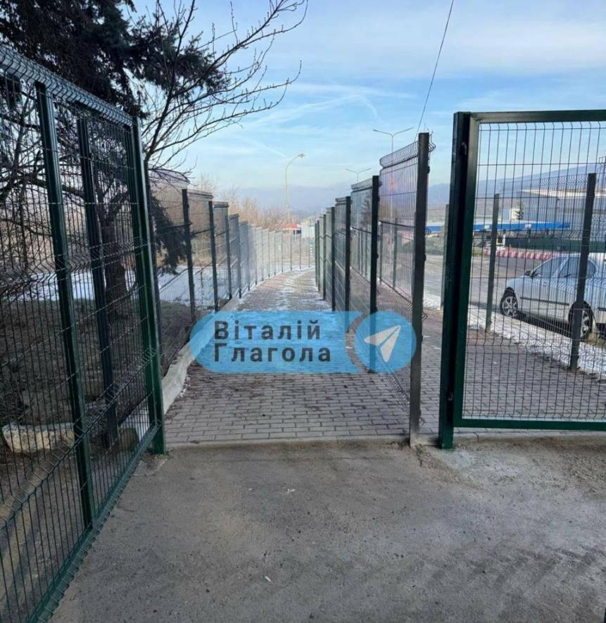 На КПП Ужгород — Вишнє Нємецке відкрили пішохідний та велосипедний рух: нові можливості перетину кордону