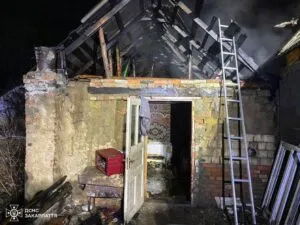Пожежа майже знищила житловий будинок на Радванці