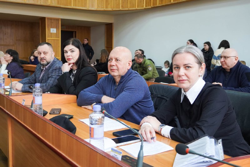 Ужгородська Міська Рада: Підтримка Громади, Вшанування Героїв та Нові Назви Вулиць