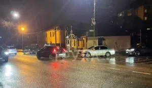 Дорожньо-транспортна пригода біля залізничного вокзалу спричинила затори