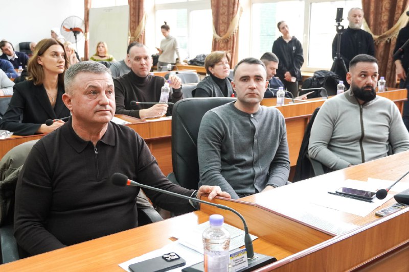 Ужгородська Міська Рада: Підтримка Громади, Вшанування Героїв та Нові Назви Вулиць