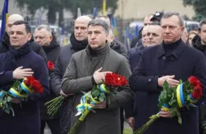 Чотири роки незламності: Україна вшановує память захисників у річницю повномасштабного вторгнення