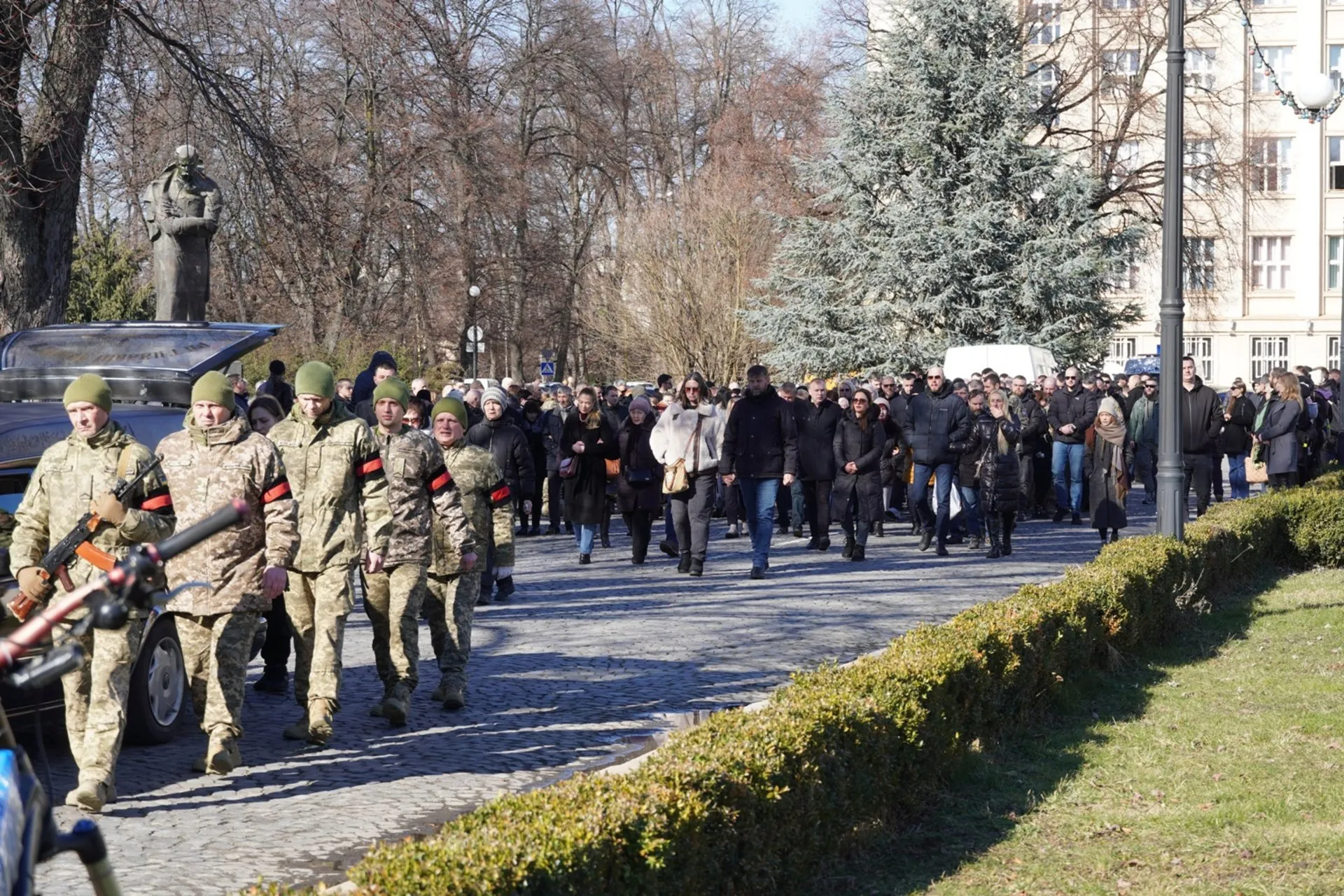 Ужгород прощається з Героєм: Життя Олександра Тарная, віддане за Україну