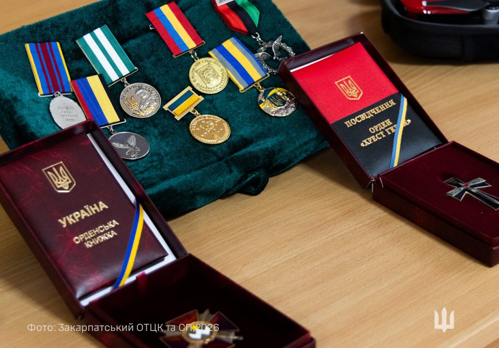 У память про майора Сергія Кузнєва: УжНУ зібрав повну залу на меморіальному вечорі «Дрона»