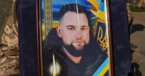 Ужгород прощається з Героєм: Життя Олександра Тарная, віддане за Україну