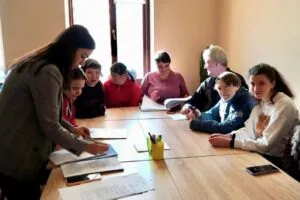 Ужгородський ЦНАП розширює доступ до послуг: мобільний адміністратор допомагає вразливим громадянам