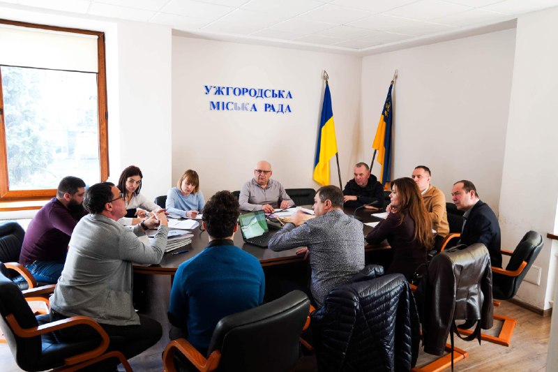 Ужгород: Новий етап у відстеженні транспорту – хто забезпечить GPS-контроль автобусів на найближчі пять років?