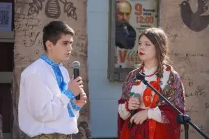 Ужгород вшановує Кобзаря: Поетичний марафон об’єднав серця в річницю Шевченка