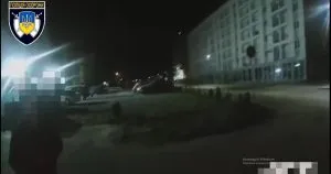 Охоронці під час патрулювання знайшли та повернули неповнолітню дівчину до дому в Ужгороді