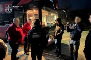 В Ужгороді викрито масштабну тіньову схему продажу квитків на міжнародні автобусні рейси