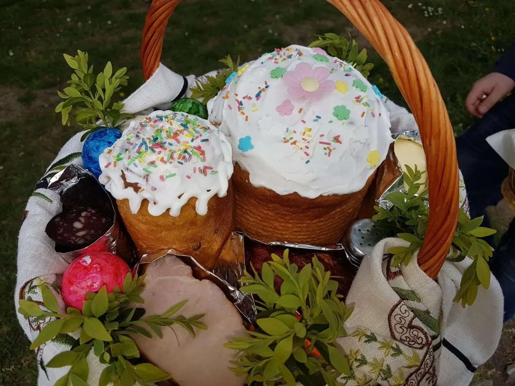 Пасхальний графік богослужінь у Закарпатській єпархії: детальний розклад Пасхальний графік богослужінь у Закарпатській єпархії: детальний розклад