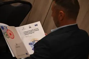 В Ужгороді представили аналітичний звіт щодо соціального становища ромських громад