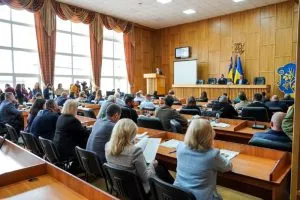 Ужгородська міська рада затвердила фінансову допомогу військовим та відхилила петиції щодо забудови центру
