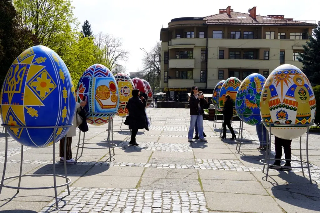 Відкрилася унікальна виставка великодніх писанок у Ужгороді Відкрилася унікальна виставка великодніх писанок у Ужгороді