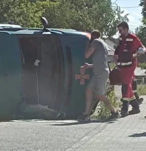 Смертельна ДТП в Ужгороді: військовий автомобіль перекинувся на вулиці Гранітній