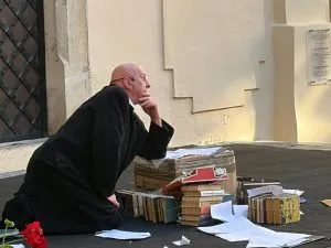 Театральна подія в Ужгороді: презентація моновистави «Синій автомобіль»
