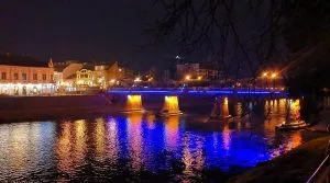Міст Закоханих: від митного пункту до символу романтики в Ужгороді