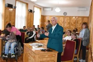 На Закарпатті відбувся круглий стіл щодо підтримки осіб з інвалідністю