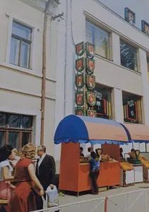 Ретро-подорож до Ужгорода 80-х: таємниці, ціни та колорит легендарного ринку на площі Корятовича