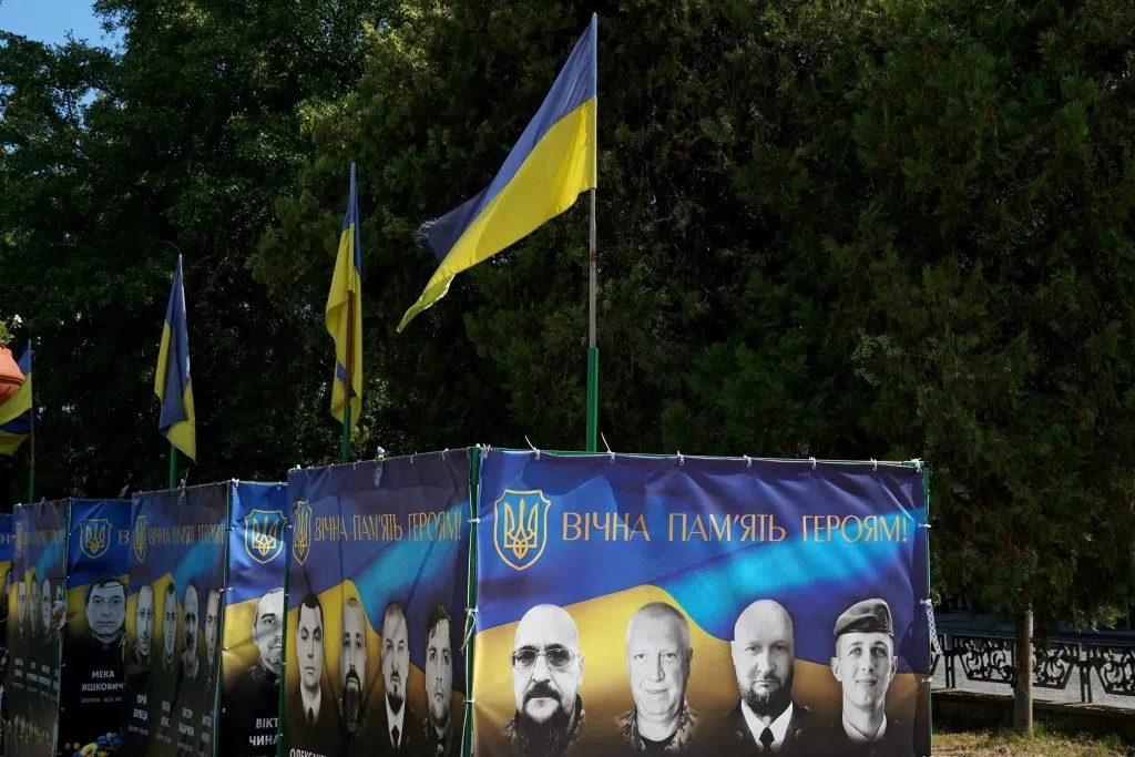 В Ужгороді вшанували пам’ять загиблих у російському полоні В Ужгороді вшанували пам’ять загиблих у російському полоні