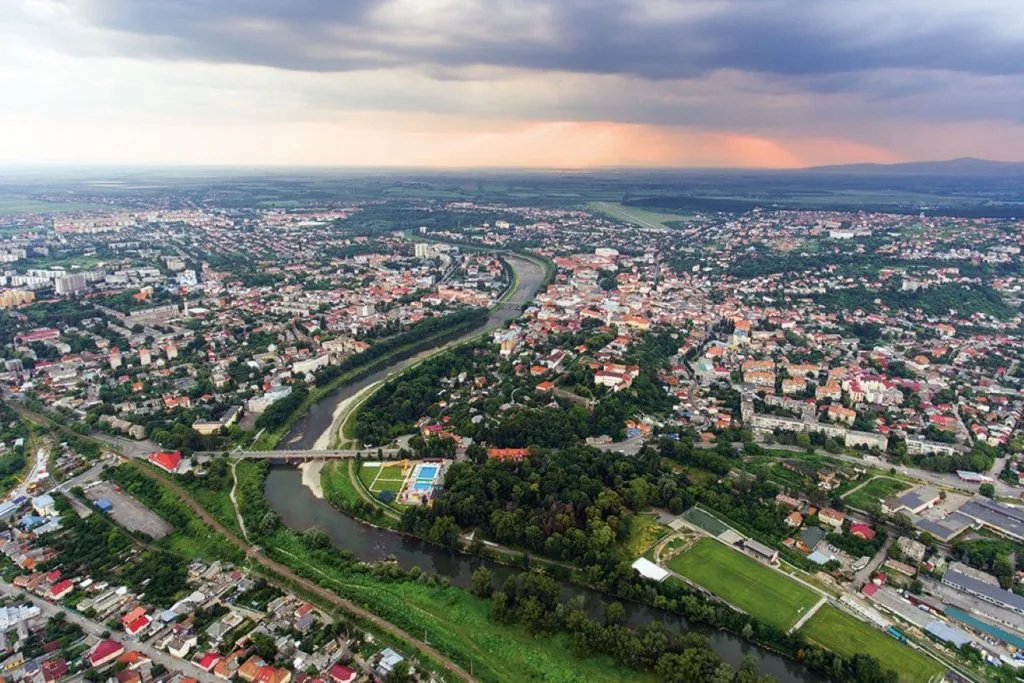 Ужгород ініціює перейменування вулиці та скверу