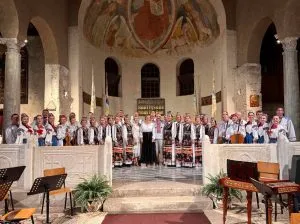 Закарпатський народний хор представив Україну на благодійних гастролях в Італії
