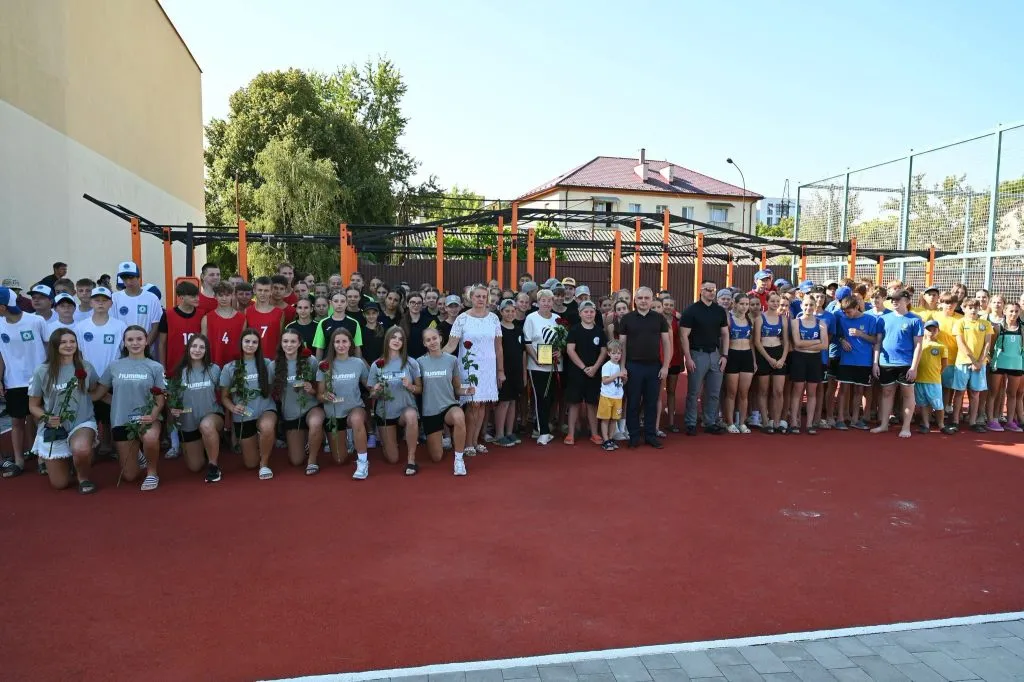 Ужгород відкрив другий етап Чемпіонату України з пляжного гандболу – яскраві відкриття та нові спортмайданчики
