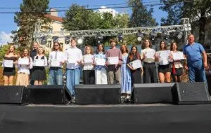 Інтелектуальна еліта Ужгорода: школярів-переможців відзначили грошовими преміями