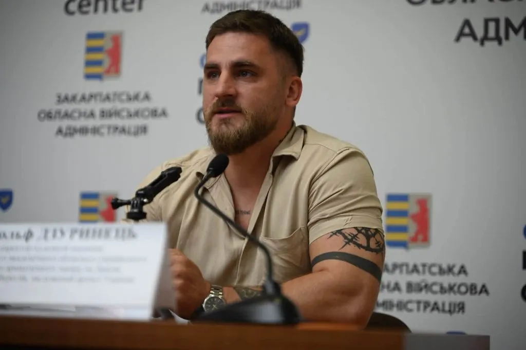 Закарпатський драмтеатр відкриває 106-й сезон в оновленій залі