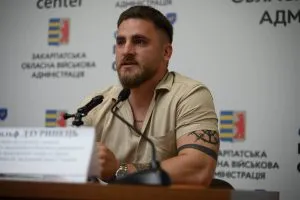 Закарпатський драмтеатр відкриває 106-й сезон в оновленій залі