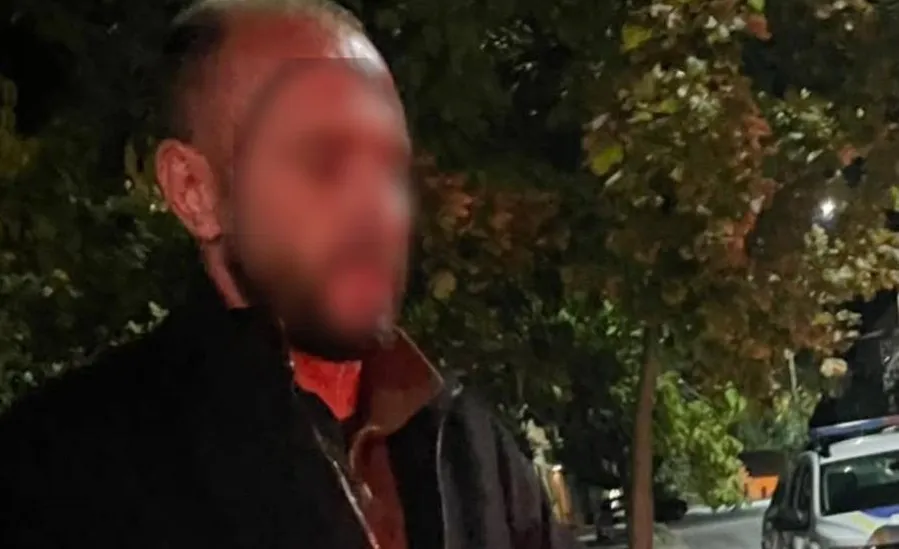 В Ужгороді під час зупинки авто виявили можливий наркотик