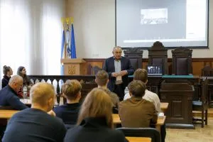 В Ужгороді обговорили механізми відшкодування екологічних збитків від війни